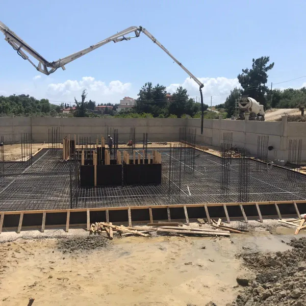 Çarşı 1 under construction: foundations